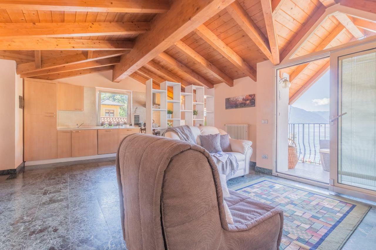 Апартаменты Casa Del Tiglio Варенна Экстерьер фото